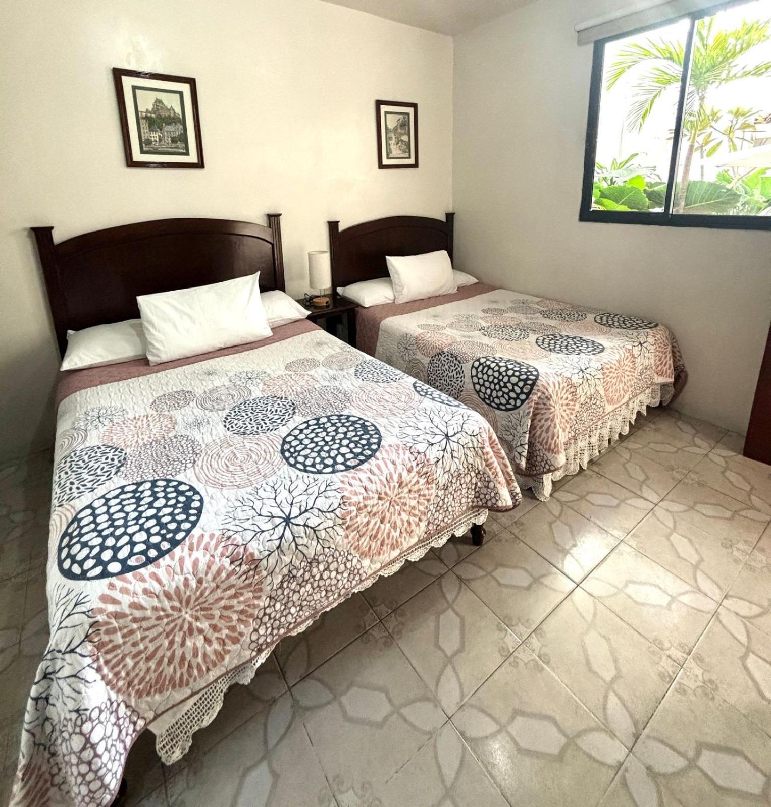 Hotel Casa Blanca تلاكوتالبان المظهر الخارجي الصورة
