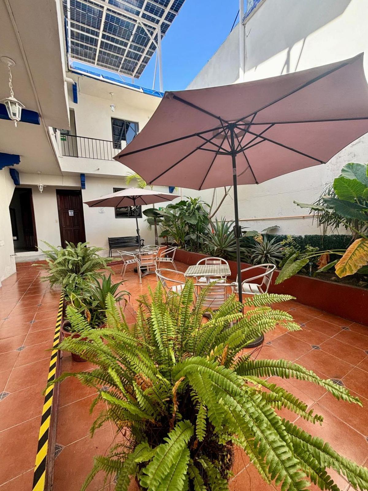 Hotel Casa Blanca تلاكوتالبان المظهر الخارجي الصورة
