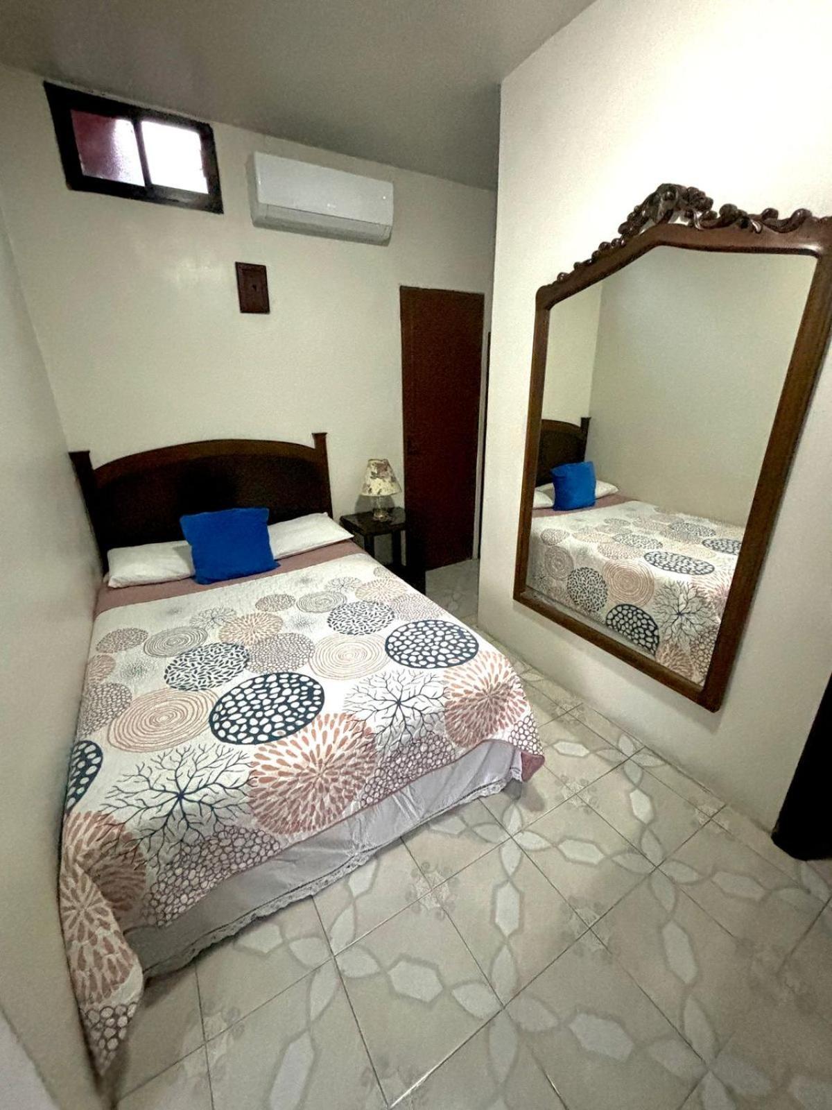 Hotel Casa Blanca تلاكوتالبان المظهر الخارجي الصورة