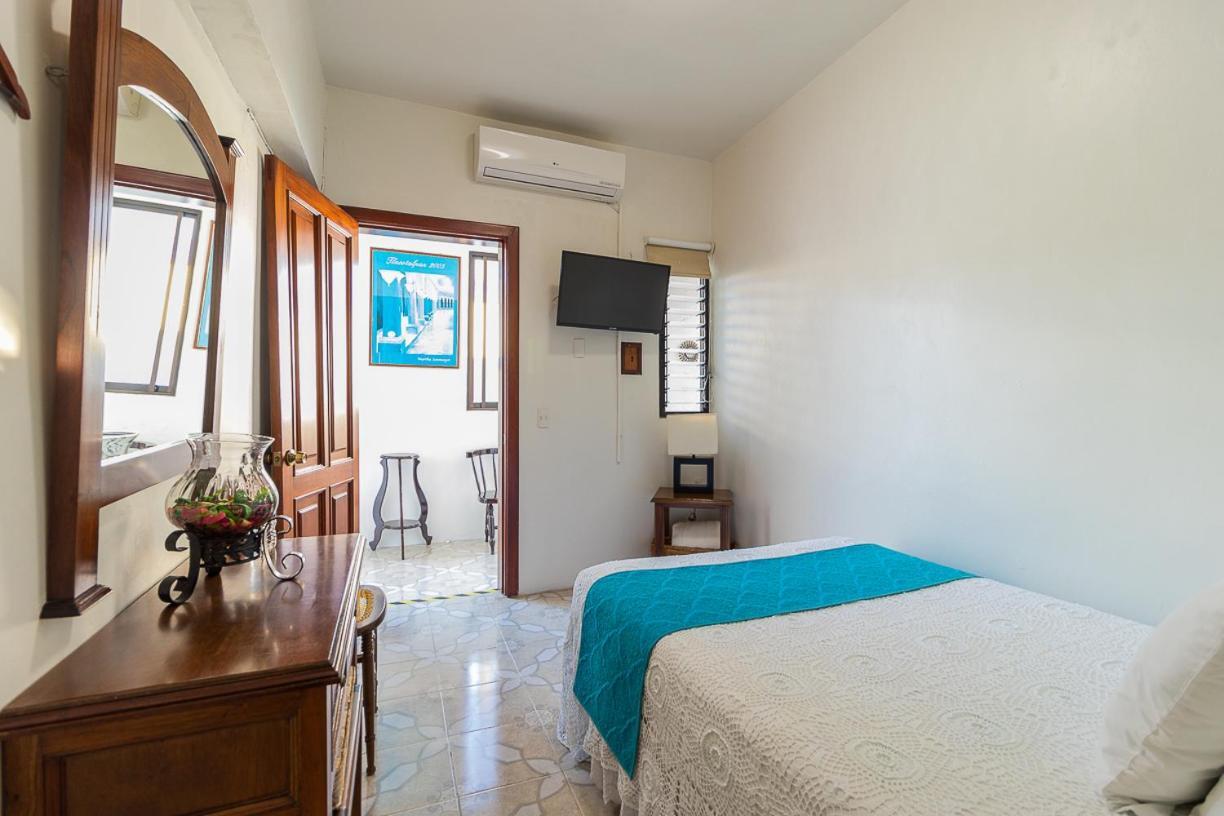 Hotel Casa Blanca تلاكوتالبان المظهر الخارجي الصورة